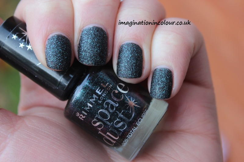 Rimmel Total Eclipse Space Dust 005 textured nail polish liquid sand effect black turquoise glitter uk blog review swatch swatches london